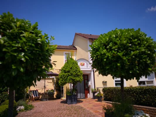 Preiswerte Unterkunft für die Messe in Würzburg